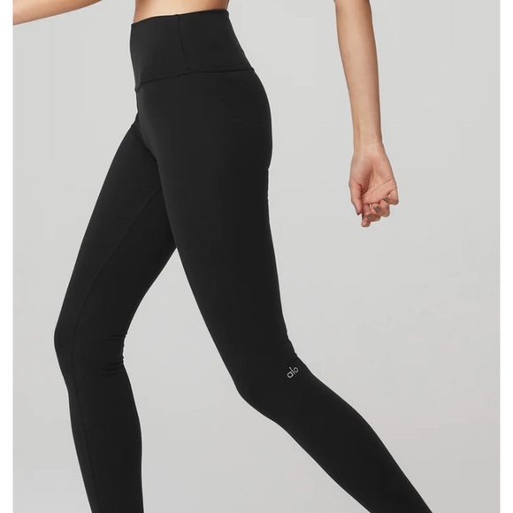 Alo yoga pants - Picture 6 of 6